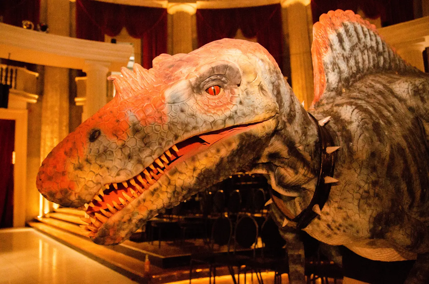Die lebendige Dinosaurier Show, Dinosaurier mit offenem Maul